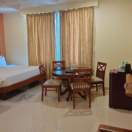 Hotel Royal Grande Vellore Exterior foto