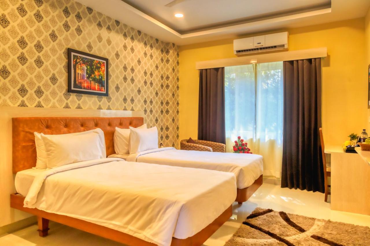 Hotel Royal Grande Vellore Exterior foto